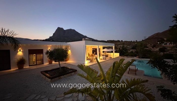 Resale - House - Detached Villa - Finestrat