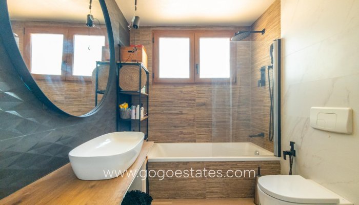 Te koop - Huis - Vrijstaande Villa - Torrevieja - Nueva Torrevieja