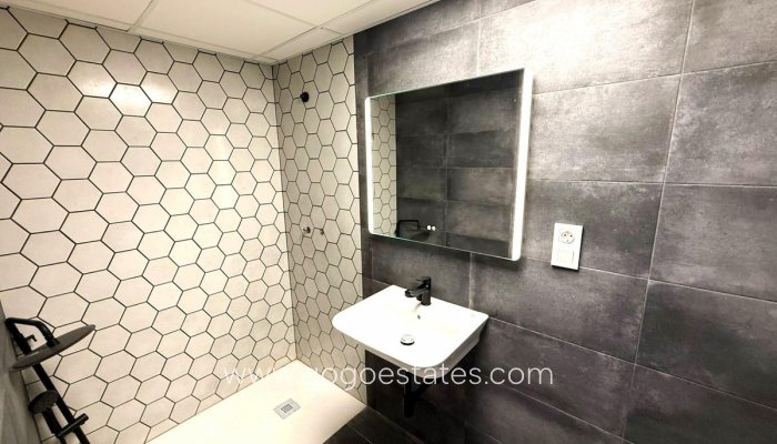 Revente - Appartement - Appartement au rez-de-chaussée - Alicante - Alicante Centro