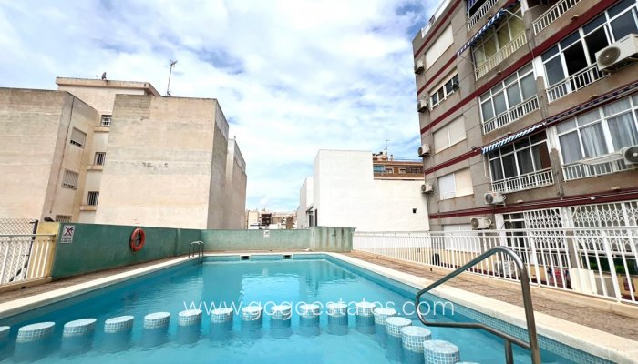 Te koop - Appartement - Studio op de middelste verdieping - Torrevieja - Torrevieja Centro