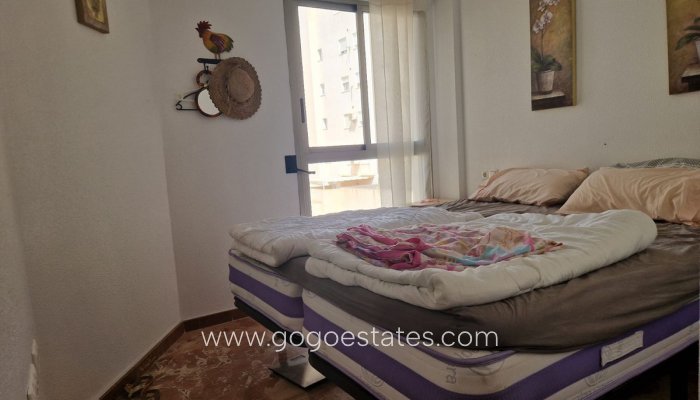 Te koop - Appartement - Appartement op de middelste verdieping - Torrevieja - Torrevieja Centro