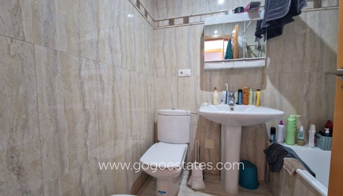 Te koop - Appartement - Appartement op de middelste verdieping - Torrevieja - Torrevieja Centro