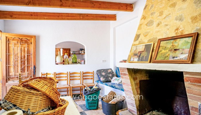 Te koop - Huis - Finca - Cortijo - La Nucía - La Nucia Centro