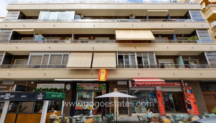 Te koop - Appartement - Appartement op de middelste verdieping - Torrevieja - Torrevieja Centro