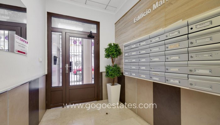 Te koop - Appartement - Appartement op de middelste verdieping - Torrevieja - Torrevieja Centro