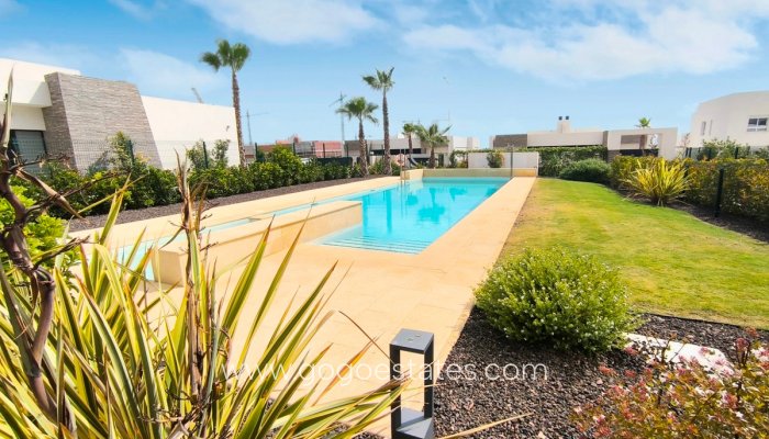 Te koop - Appartement - Appartement op de middelste verdieping - Algorfa - Algorfa Centro