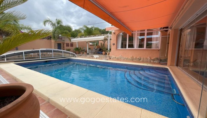 Te koop - Huis - Vrijstaande Villa - Teulada - Moraira