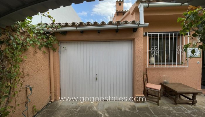 Te koop - Huis - Vrijstaande Villa - Teulada - Moraira