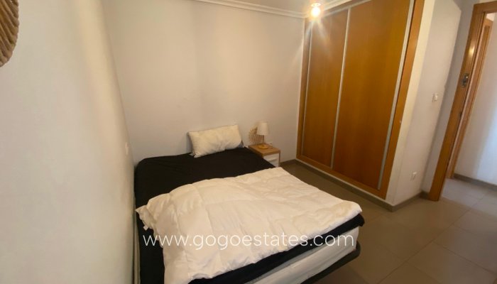 Te koop - Appartement - Appartement op de middelste verdieping - Torrevieja - Torrevieja Centro