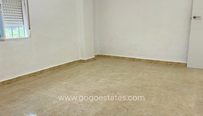 Te koop - Huis - Vrijstaande Villa - Jalon - La Solana