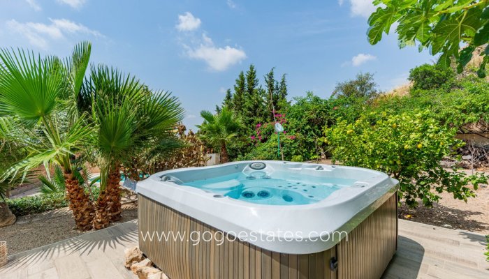 Te koop - Commercieel - Aparthotel - San Vicente del Raspeig - San Vicente del Raspeig Centro