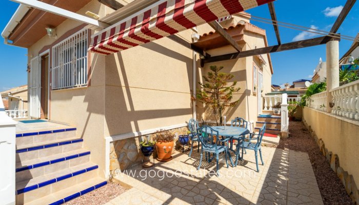 Te koop - Huis - Vrijstaande Villa - Rojales - Benimar