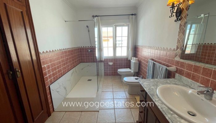 Venta - Casa - Chalet Independiente - Benijofar