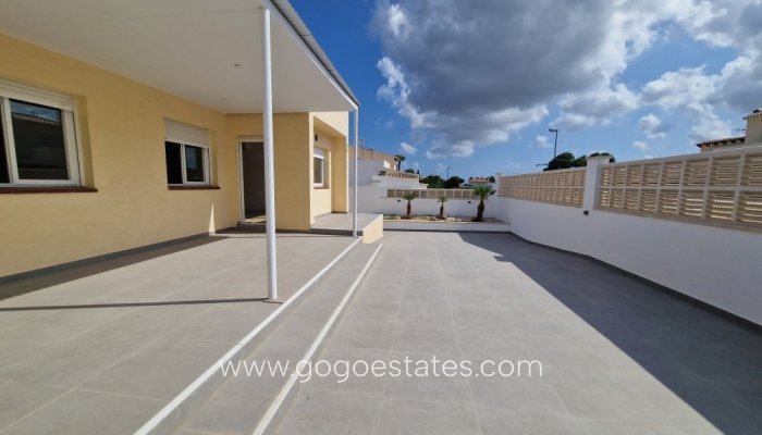 Te koop - Huis - Halfvrijstaande woning - La Nucía - La Nucia Centro