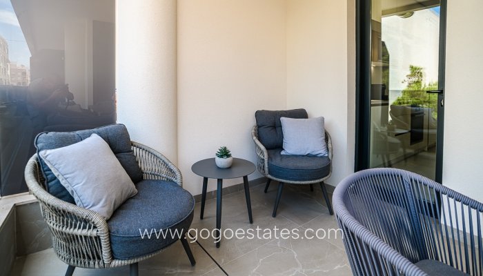 Te koop - Appartement - Appartement op de middelste verdieping - Torrevieja - Playa del Cura