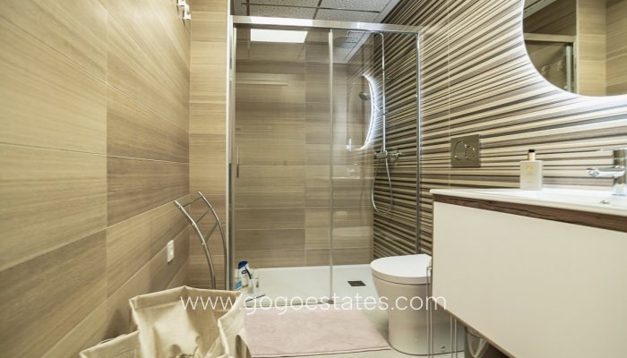 Te koop - Appartement - Appartement op de middelste verdieping - Torrevieja - Playa del Cura