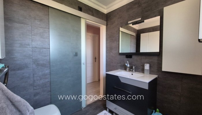 Te koop - Huis - Stadswoning - Torrevieja - Torrevieja Centro