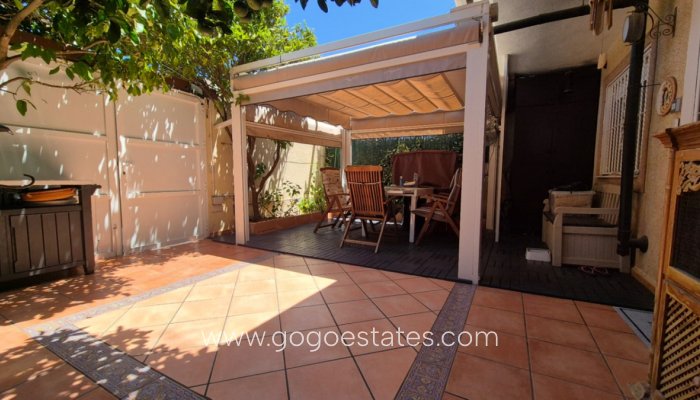 Te koop - Huis - Stadswoning - Torrevieja - Torrevieja Centro