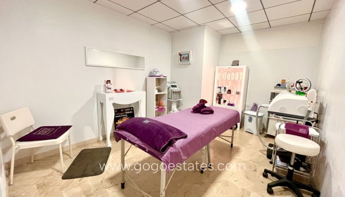 Te koop - Commercieel - Overig - Orihuela - Villamartin