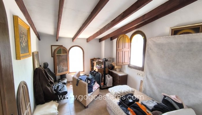 Te koop - Huis - Vrijstaande Villa - Novelda - Novelda Centro