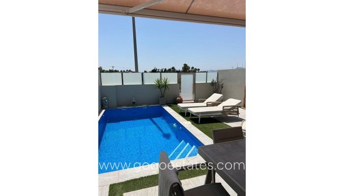 Te koop - Huis - Vrijstaande Villa - Benijofar - Daya Vieja Centro