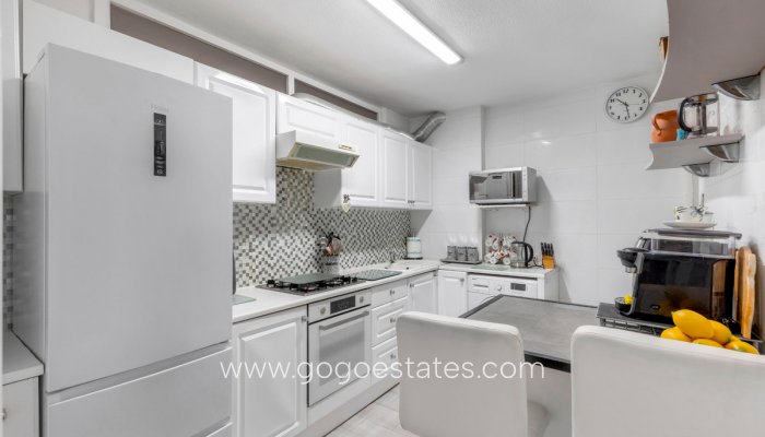 Te koop - Appartement - Appartement op de middelste verdieping - Torrevieja - Playa del Cura