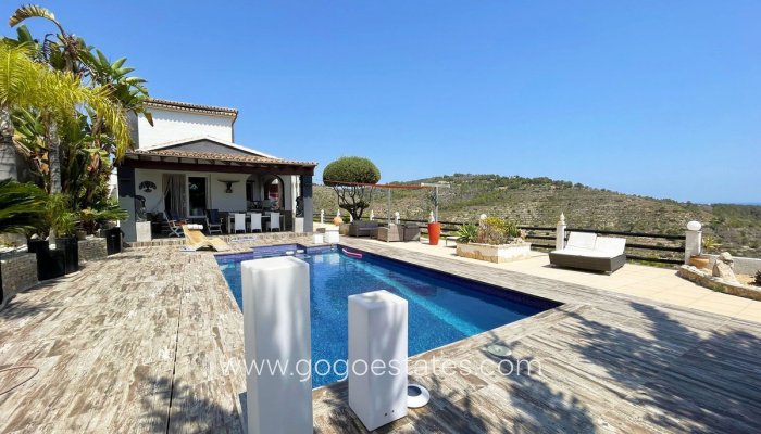 Resale - House - Detached Villa - Calpe - Calpe Centro