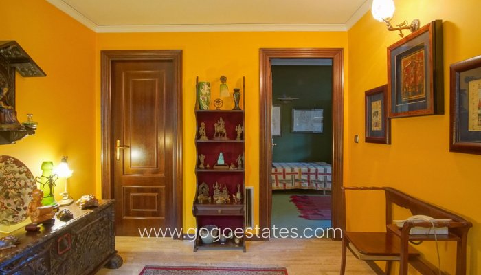 Te koop - Huis - Vrijstaande Villa - Dénia - Denia Centro