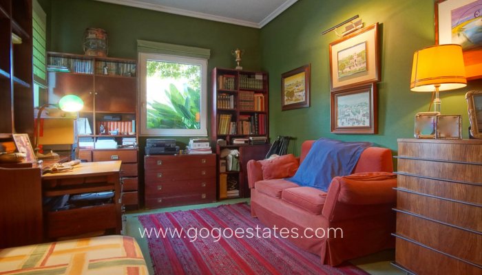 Te koop - Huis - Vrijstaande Villa - Dénia - Denia Centro