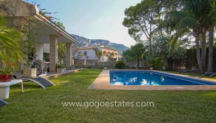 Te koop - Huis - Vrijstaande Villa - Dénia - Denia Centro