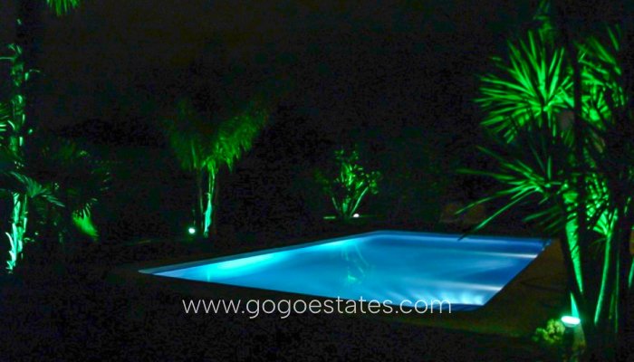 Te koop - Huis - Vrijstaande Villa - Dénia - Denia Centro