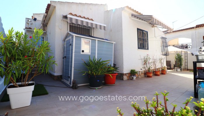 Te koop - Huis - Vrijstaande Villa - Orihuela - La Florida