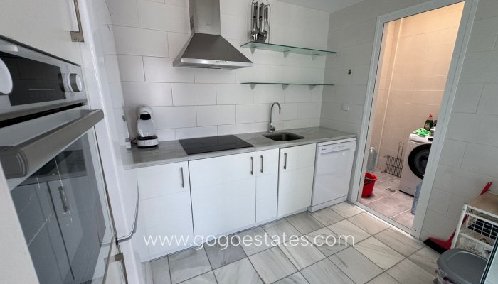 Te koop - Huis - Halfvrijstaande woning - Torrevieja - Torrevieja Centro