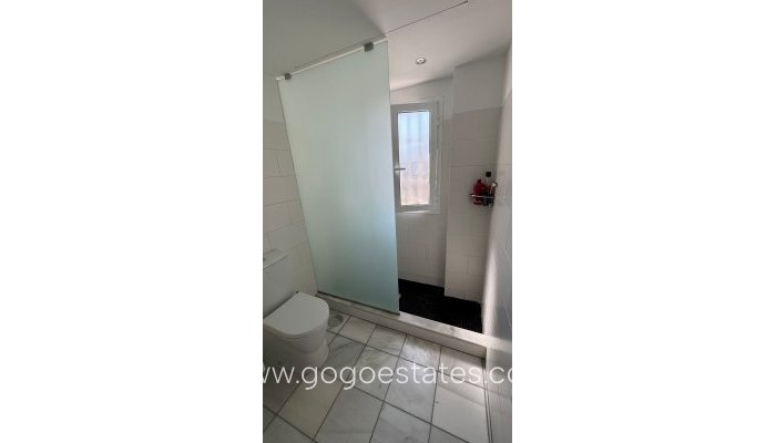 Te koop - Huis - Halfvrijstaande woning - Torrevieja - Torrevieja Centro