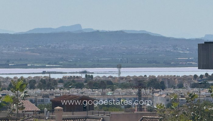 Te koop - Huis - Halfvrijstaande woning - Torrevieja - Torrevieja Centro