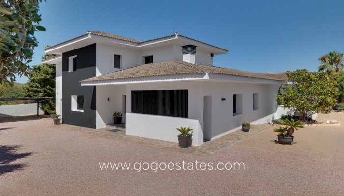 Te koop - Huis - Vrijstaande Villa - Calpe - Calpe Centro