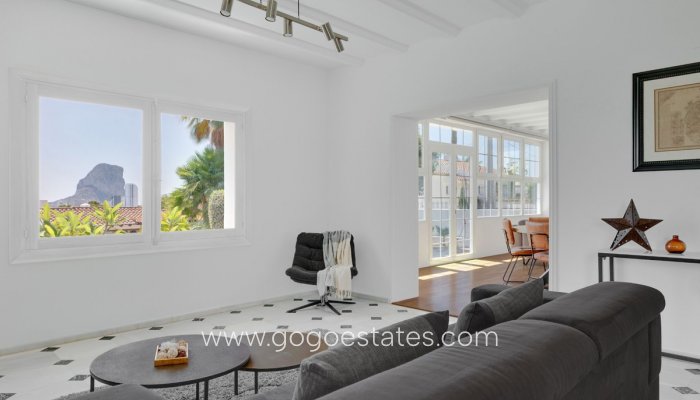 Te koop - Huis - Vrijstaande Villa - Calpe - Calpe Centro