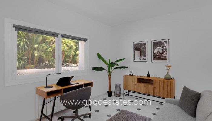 Te koop - Huis - Vrijstaande Villa - Calpe - Calpe Centro