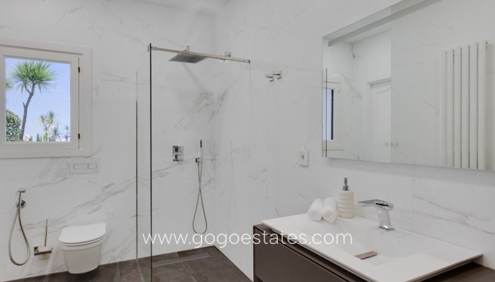 Te koop - Huis - Vrijstaande Villa - Calpe - Calpe Centro