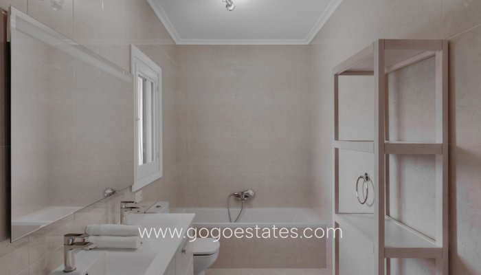 Te koop - Huis - Vrijstaande Villa - Calpe - Calpe Centro