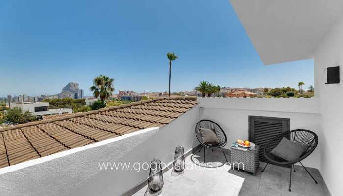 Te koop - Huis - Vrijstaande Villa - Calpe - Calpe Centro