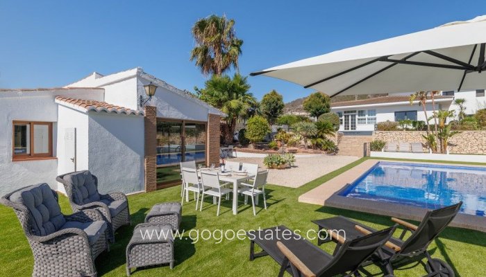 Te koop - Huis - Vrijstaande Villa - Calpe - Calpe Centro