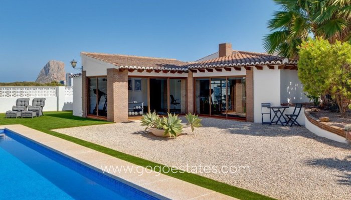 Te koop - Huis - Vrijstaande Villa - Calpe - Calpe Centro