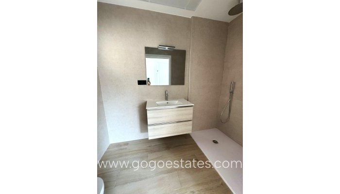 Te koop - Huis - Vrijstaande Villa - Torrevieja - Aguas Nuevas