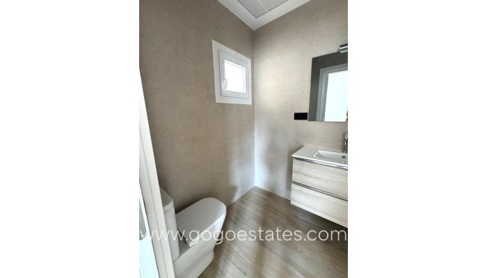 Te koop - Huis - Vrijstaande Villa - Torrevieja - Aguas Nuevas