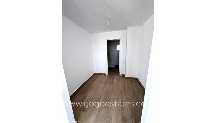 Te koop - Huis - Vrijstaande Villa - Torrevieja - Aguas Nuevas