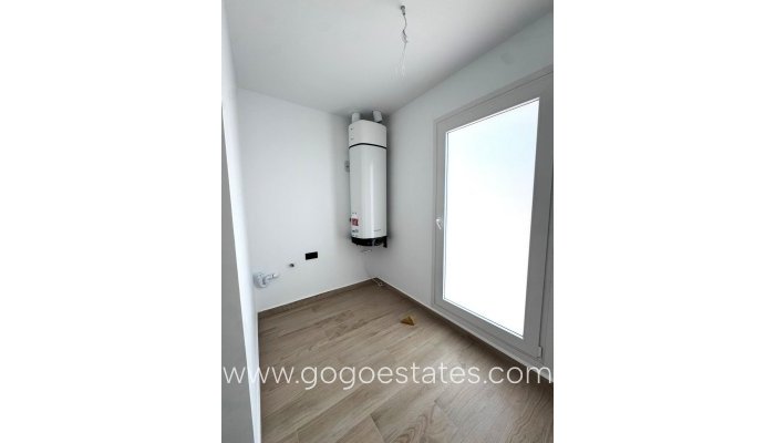 Te koop - Huis - Vrijstaande Villa - Torrevieja - Aguas Nuevas