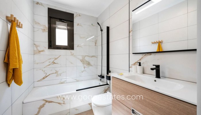 Te koop - Huis - Stadswoning - San Miguel De Salinas - San Miguel de Salinas Centro