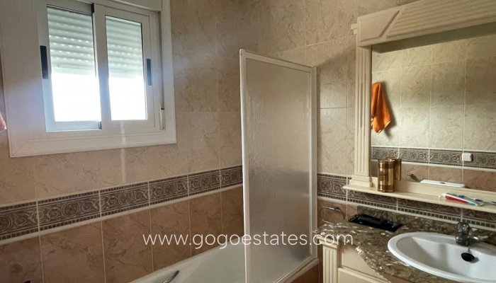 Te koop - Huis - Vrijstaande Villa - Benijofar - Daya Vieja Centro