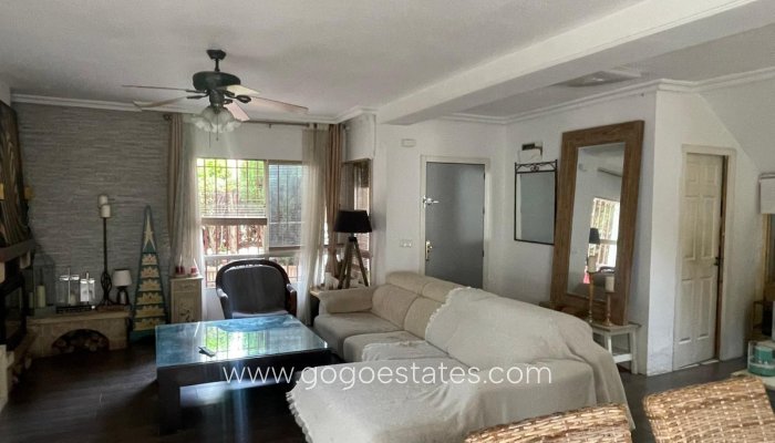 Te koop - Huis - Stadswoning - Formentera de Segura